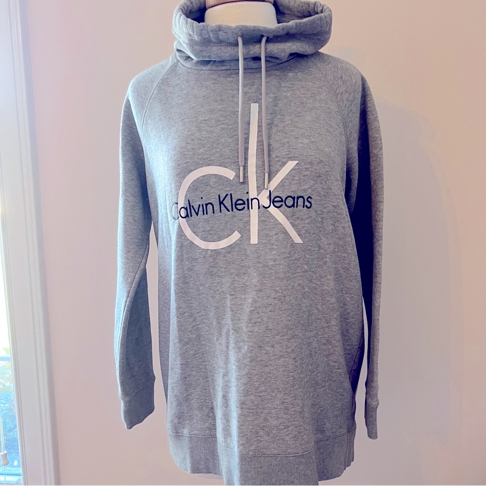 Calvin Klein Sweater